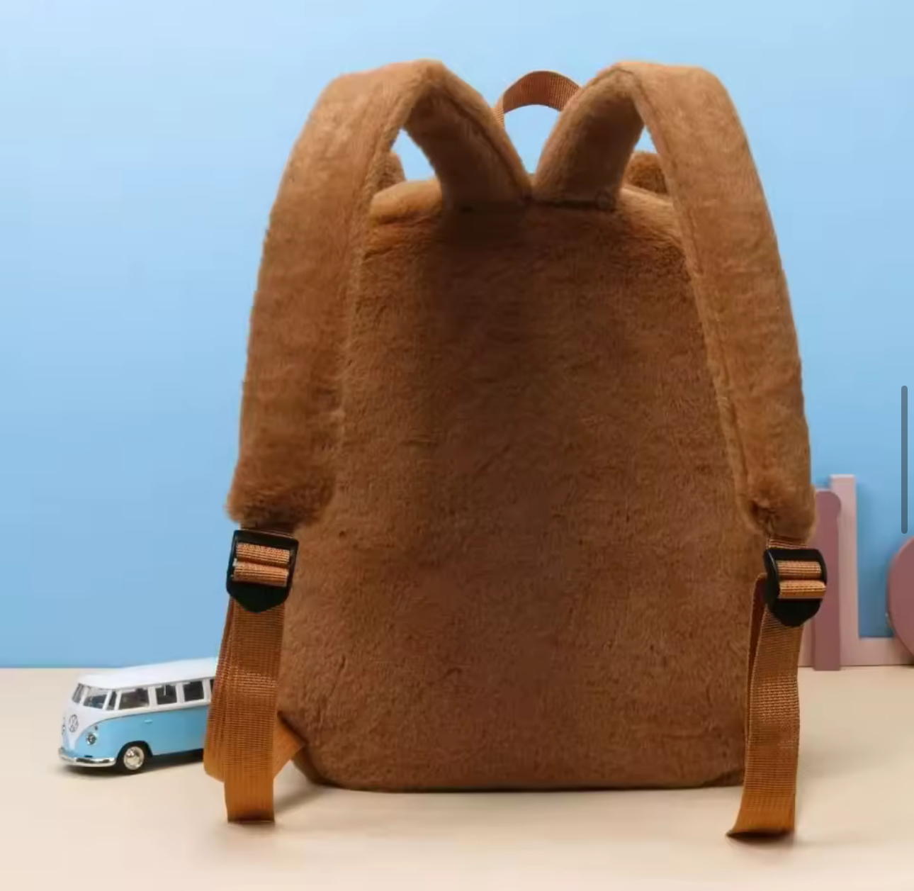 Miniatura 3 de COMBO MOCHILA + BOLSO CAPYBARA AFELPADO